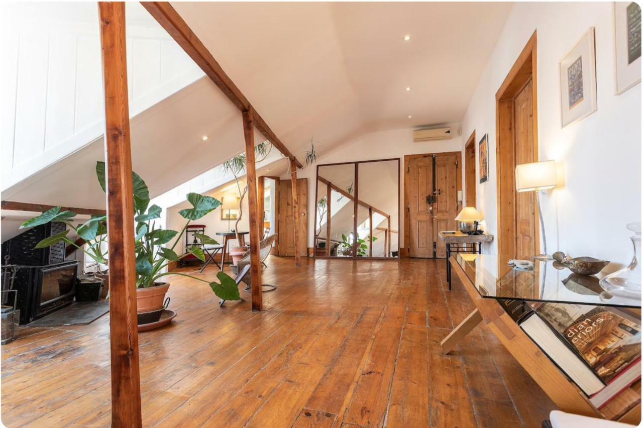 Charming Central Sunny Penthouse Lisbon Exterior photo