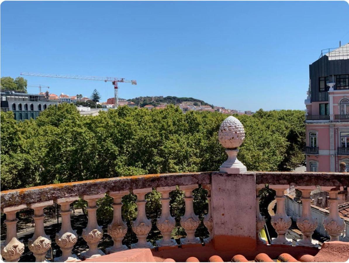 Charming Central Sunny Penthouse Lisbon Exterior photo